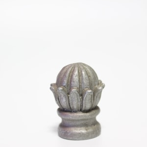 1.5&quot; Tall Ceramic Kings Crown Lamp Finial - Small Threads - A+ Condition Royal Lamp Finial #635