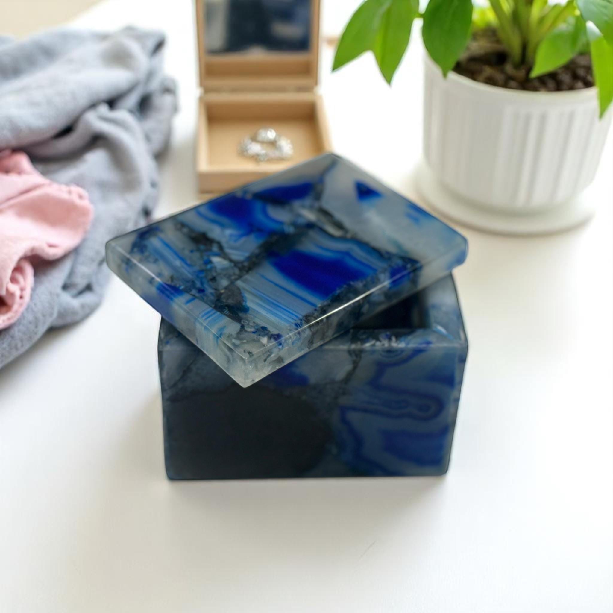 4インチ×3インチ×2インチの高級ブルーアゲートジュエリーボックス - 半