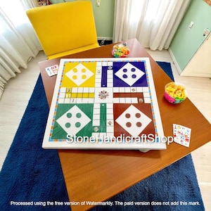Multi Stone Ludo Spieltisch Handgefertigtes weißes Marmor Inlay Board für Home Decor & Play