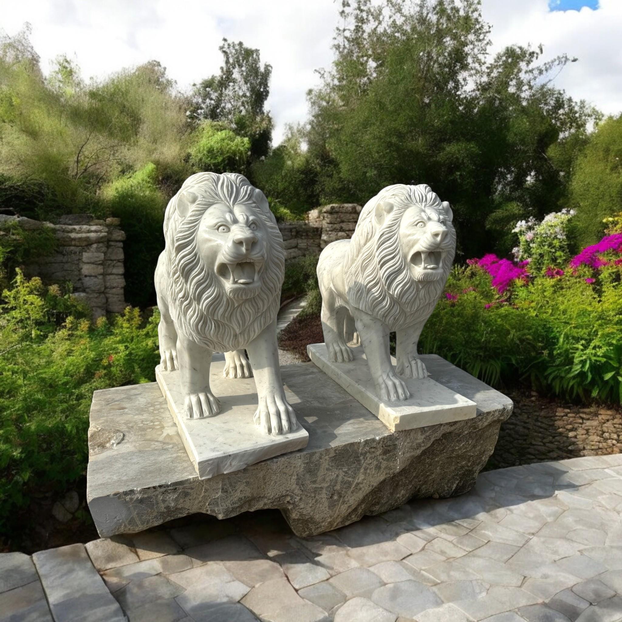 Coppia Di Leoni In Cemento E Marmo Per Giardino – H70 Cm – Mondo Artistica – Fatto In Italia