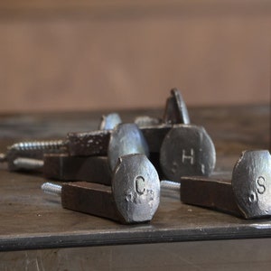 Gancho de clavos de ferrocarril personalizable y personalizado