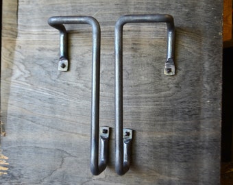 Hand forged barn door handle