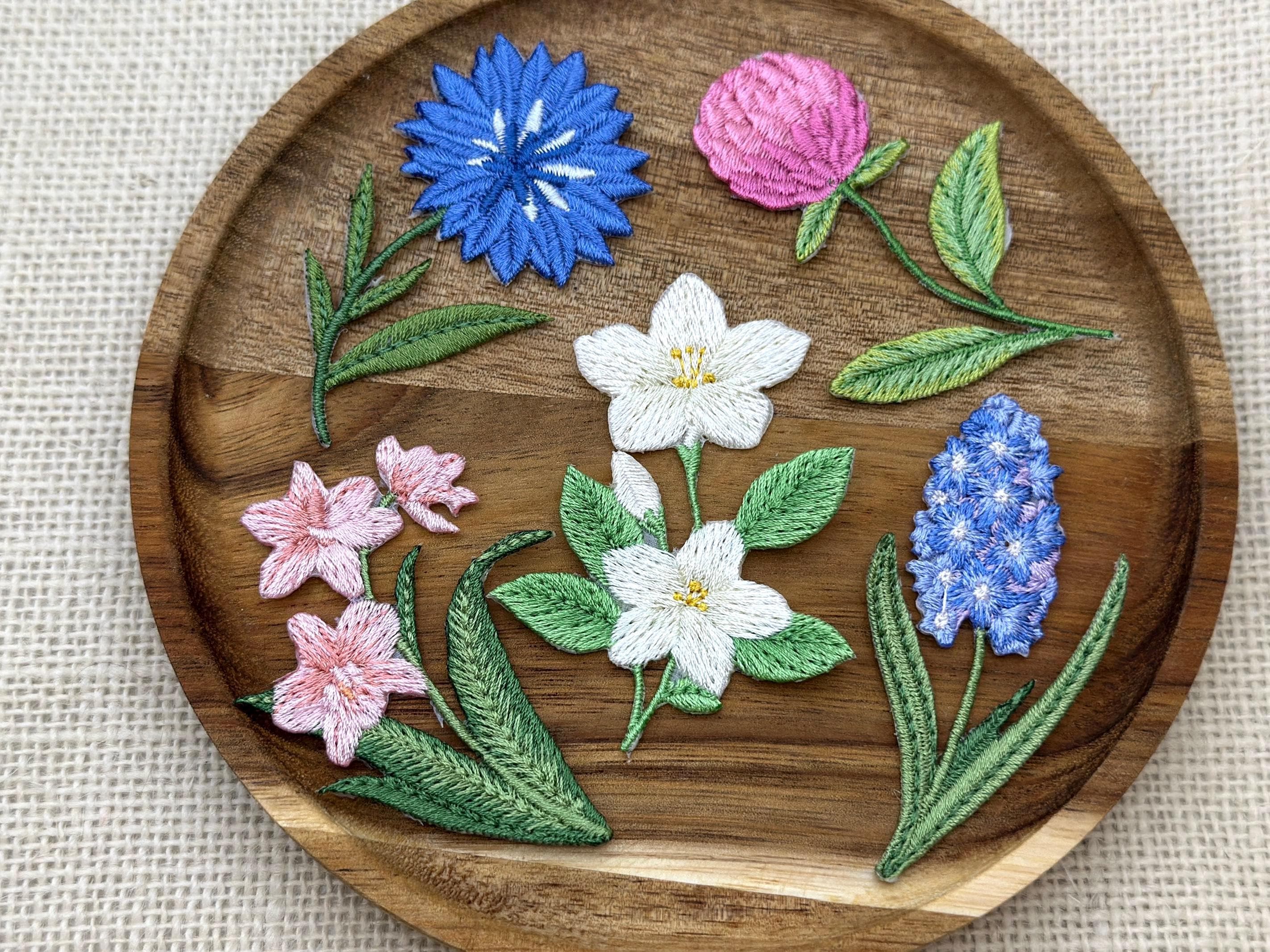 Embroidered Spring Flower Patches 5pcs Set – Iron-on Botanical ...