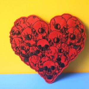 Red Skull Heart Patch: Gothic Punk Embroidered Iron-On Applique