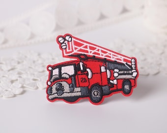 Geborduurde opstrijkpatch brandweerwagen: grappige appliqué