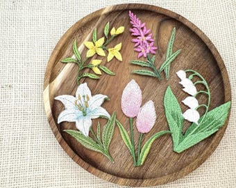 Embroidered Wildflower Patches 5pcs Set – Iron-On Botanical Appliques