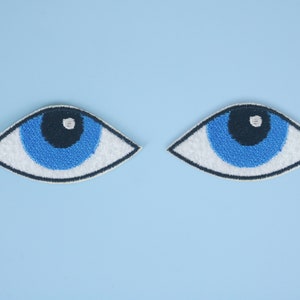 a pair of eyes patch, iron on patch/embroidered patch/funny patch/applique/sew on patch