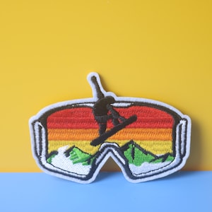 ski goggles mountain sunset outdoor enthusiasts iron on patch/embroidered patch/funny patch/applique/sew on patch