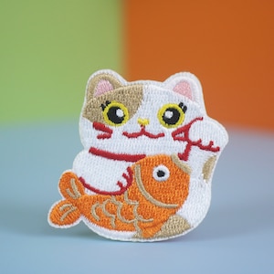 cat and fish patch, lucky cat patch, Japanese cat patch, iron on patch/embroidered patch/funny patch/applique/sew on patch
