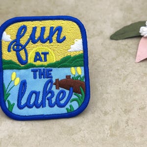 Spaß am See Aufnäher zum Aufbügeln: Campen im Freien