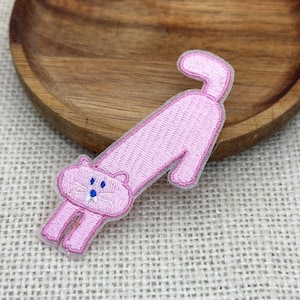 Stretching Pink Cat Embroidered Patch - Funny Iron On Applique