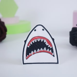 shark patch, shark's mouth patch, iron on patch/embroidered patch/funny patch/applique/sew on patch