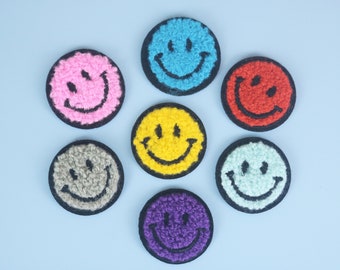 シェニール素材のスマイル絵文字パッチ：アイロン接着刺繍アップリケ