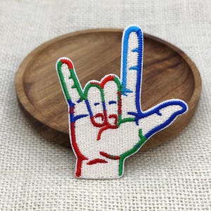 Jag älskar dig handtecken-lapp: Färgglad broderad strykapplikation