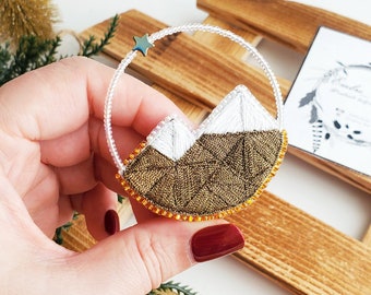 Mountain pin national park gifts unique brooch, Star in the sky hiking gifts for her