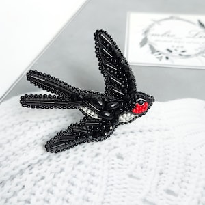 Beaded brooch pin bird swallow wanderlust jewelry, swallow brooch bird pin unique brooch hummingbird jewelry