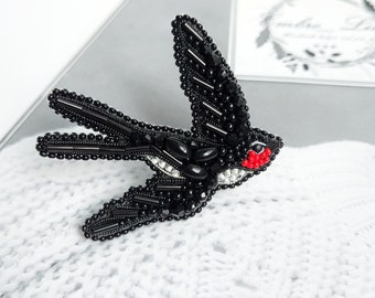 Beaded brooch pin bird swallow wanderlust jewelry, swallow brooch bird pin unique brooch hummingbird jewelry