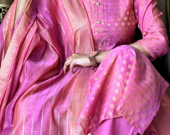 Ensemble luxueux de kurti en soie Chanderi avec Zari Dupatta | Ensemble kurti indien rose 3 pièces pour femme | Prêt-à-porter kurti
