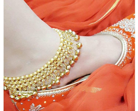 gold bridal anklets