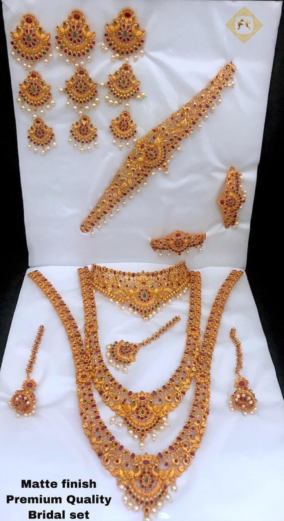Wedding Indian jewelry Matt finish Gold plated Traditional temple set