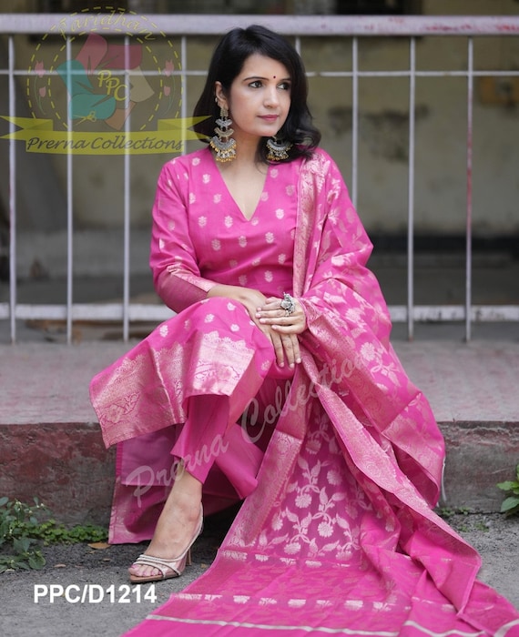 Shop Beige cotton silk kurta set with chanderi Benarasi dupatta - Set of  three | The Secret Label | Silk kurti designs, Trendy outfits indian, Kurta  designs women