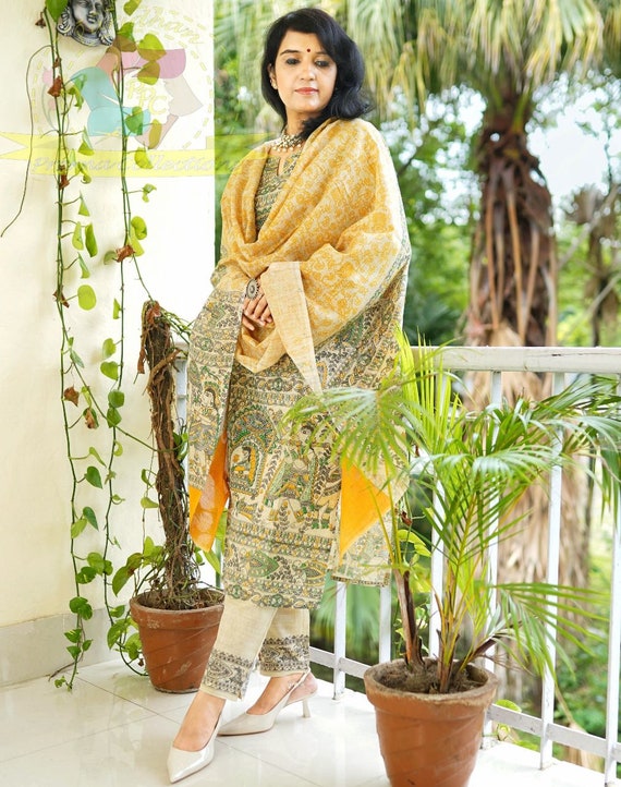 Designer Madhubani Hand Painted Suits at Best Price in Darbhanga | Mithila  Vatika
