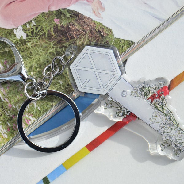 EXO Flower lightstick acrylic keychain kpop