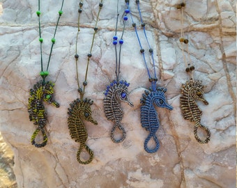 Sea Horse pendant/Sea Horse Necklace/Boho Macrame jewelry/Pendant necklace/Summer jewelry/Woven choker necklace/Bohemian Choker/Hippie jewel