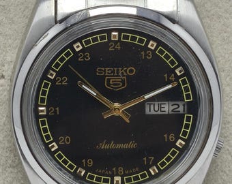 ヴィンテージ セイコー5 自動巻き腕時計：ブラック文字盤、デイ/デイト