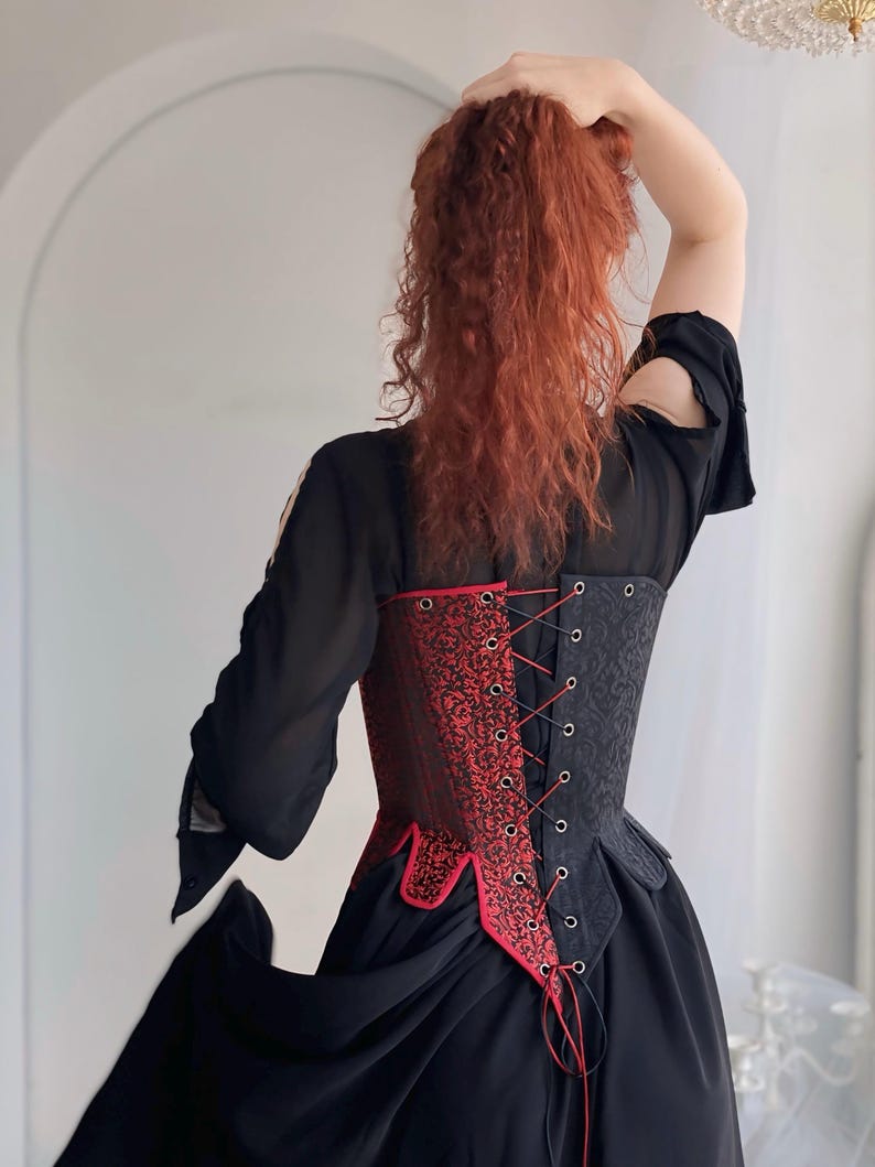 renaissance red and black lace up corset for women, handmade victorian historical bodice, gothic fantasy larp corset with detachable straps