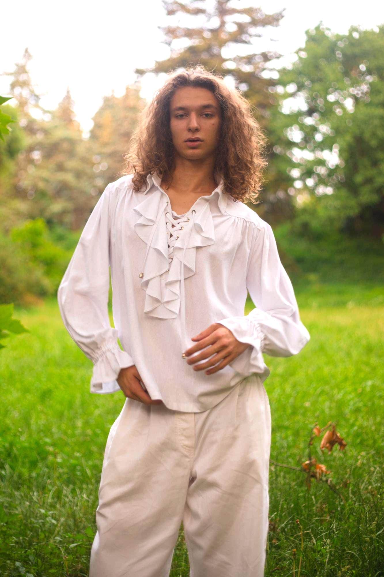 Linen Ruffle Poet Blouse, Renaissance Pirate Shirt, image size:1333x2000