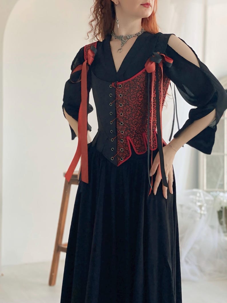 renaissance red and black lace up corset for women, handmade victorian historical bodice, gothic fantasy larp corset with detachable straps