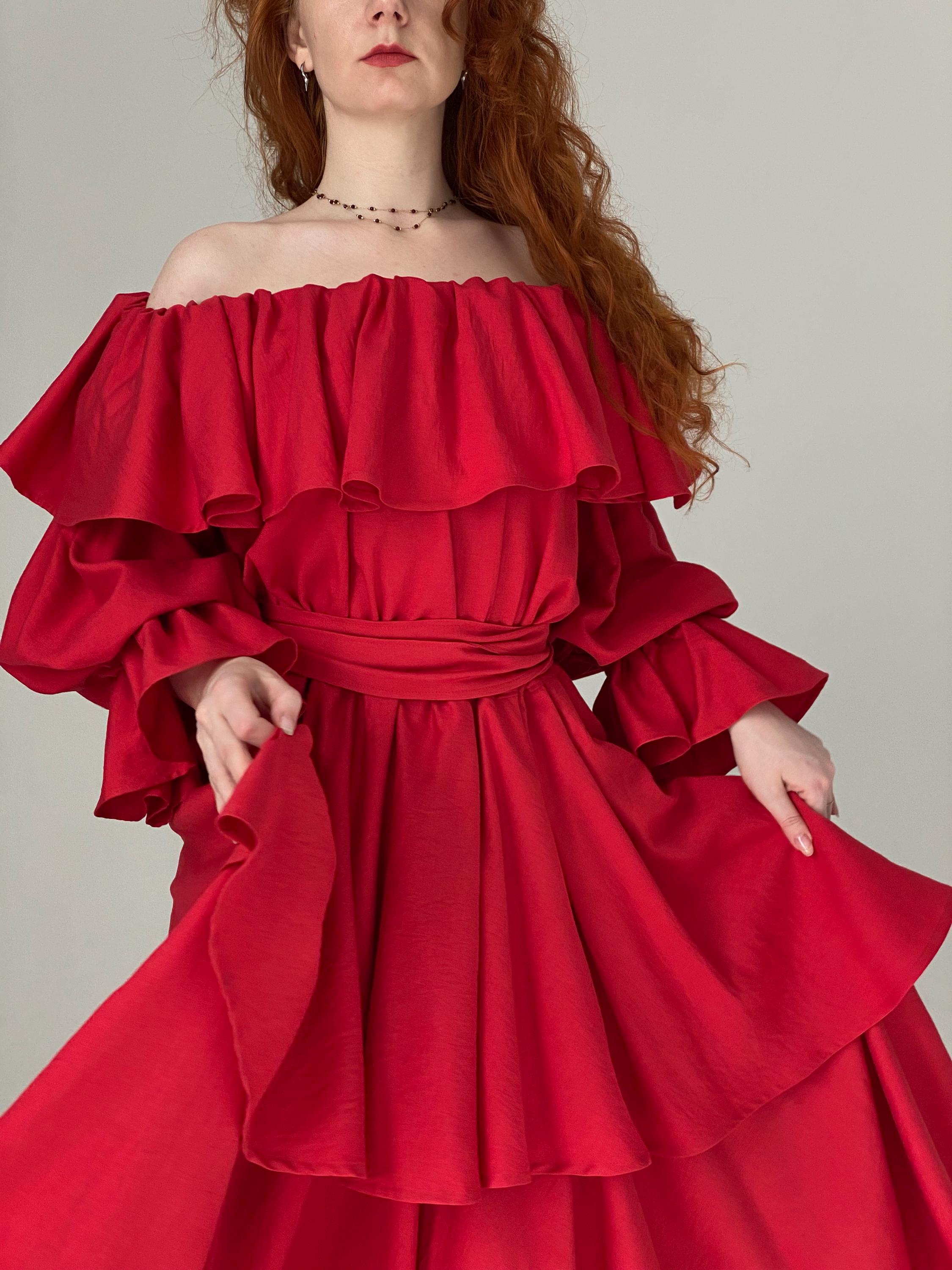 green emerald velvet dress Medieval wedding dress | Flutter sleeve wedding dress