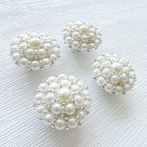 price for set of 5, Vintage hand beaded button, peal buttons, 25mm/ 30mm/ 38mm B. 30mm