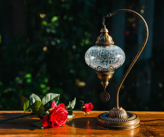 Crackle glass hotsell table lamp