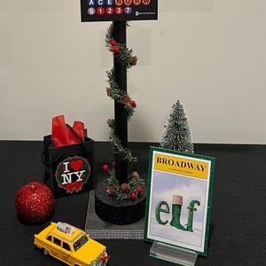 Christmas in New York City NYC Centerpiece ~ LED Lit Street Sign Lamp Post ~ Broadway, Times Square, Statue of Liberty ~ Taxis, 3D Items