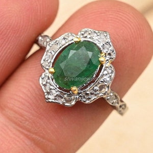 Emerald Diamond Ring 925 Sterling Silver, Vintage Style Green Gemstone Ring, Oval Cut Emerald Ring for Women, Engagement or Anniversary Gift
