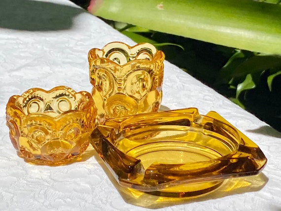 Amber Glass Ashtray (TRE) Amber Glass Ashtray (TRE)