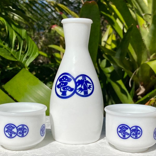 Vintage Sho Chiku Bai Sake Set Small 4 oz Decanter with 1 oz Cups