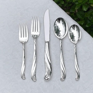 Vintage Modern Scroll 1958 Silverplate Flatware 30 Piece Service for Six