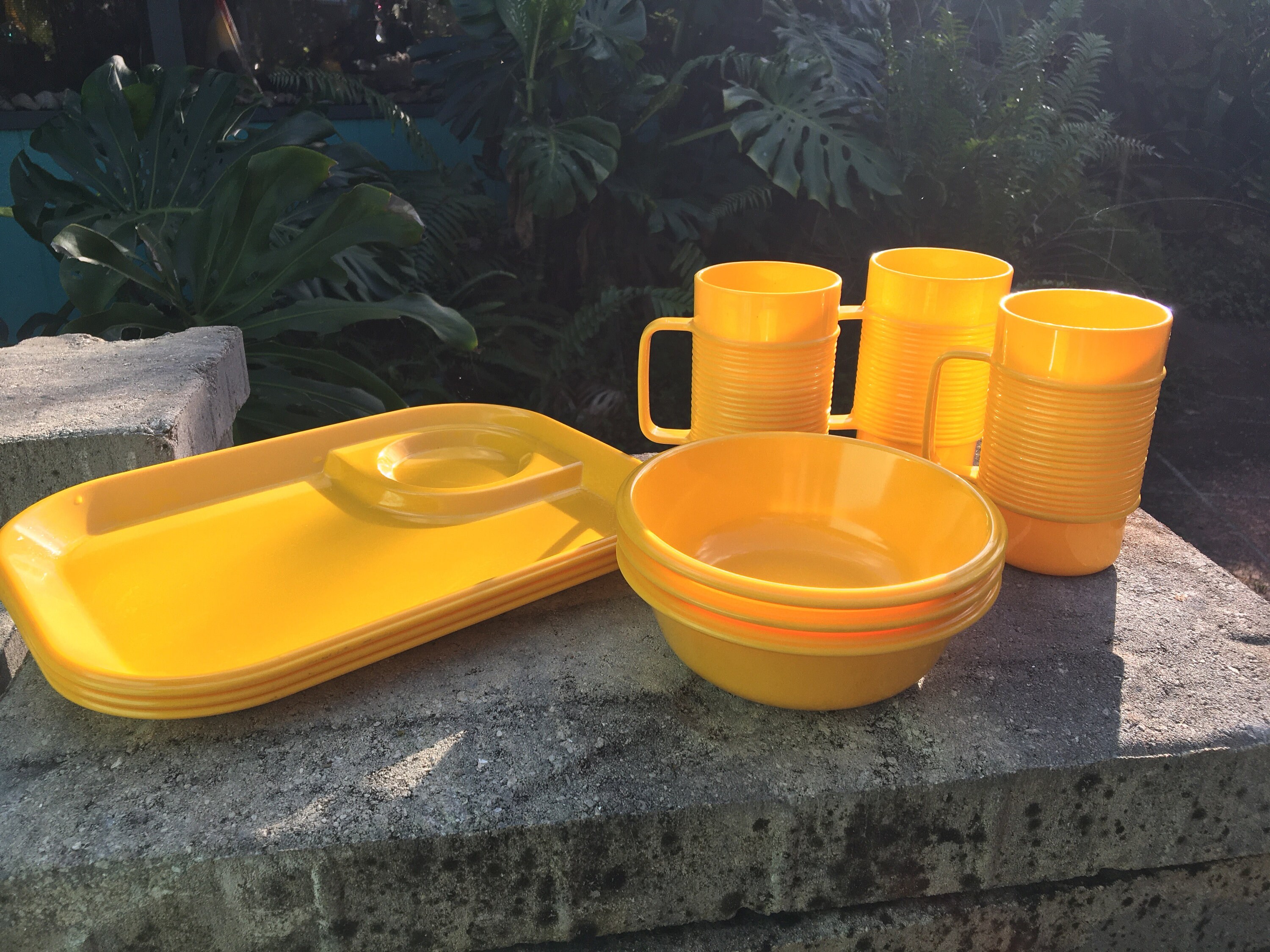 Rubbermaid Yellow Melamine Dinner Sets Nine pieces Etsy