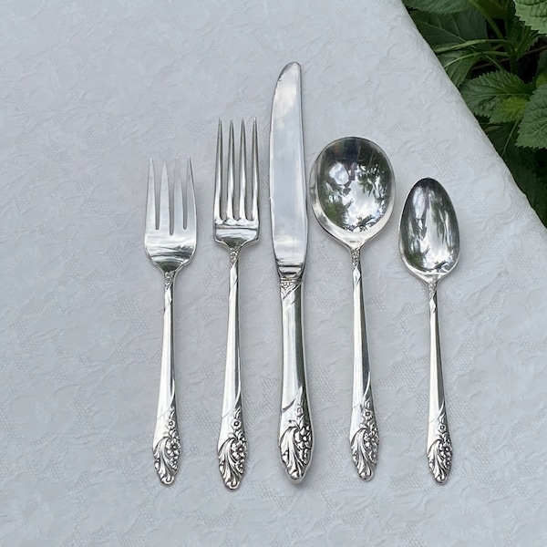 Vintage Evening Star 1950 Silverplate Flatware 20 Piece Service for Four Oneida Community