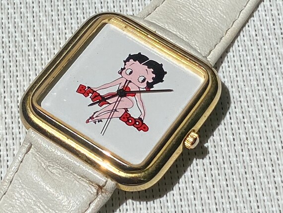 NEW. *BETTY BOOP* Multilayer Brown Leather Bracelet 