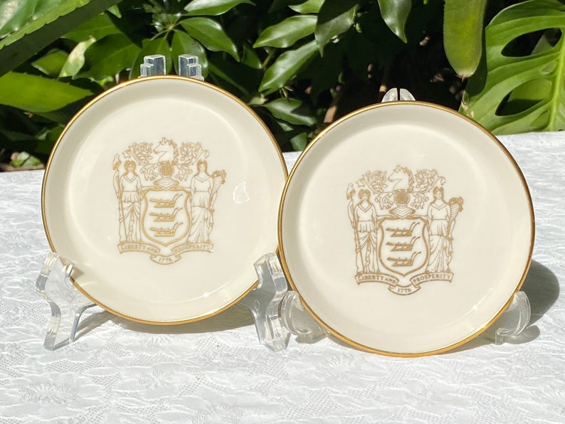 Vintage Lenox Gold Mark Pair of Coasters New Jersey Coat of Arms zdjęcie 1