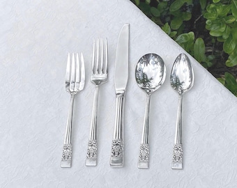 Vintage Coronation 1936 Silverplate Flatware 24 Piece Service for Four - Oneida Community