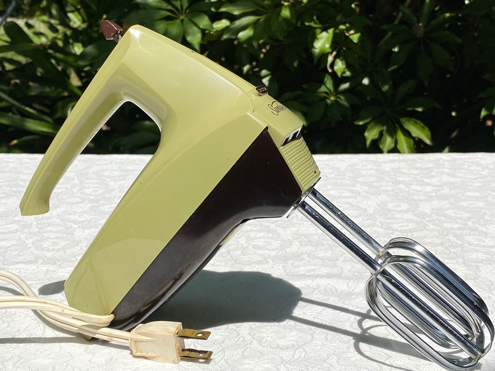 Sunbeam Mixmaster Avocado Green Hand Mixer Etsy