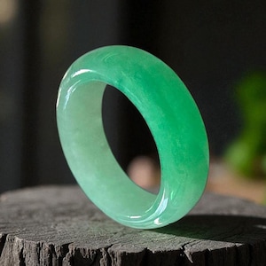 Masters Burmese A-Jadeite Infinity Band Ring Size US 6 09018