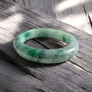 Earth&#39;s (MADE IN JAPAN) Burmese Green A-Jade Round Bangle Bracelet - Certified 08827