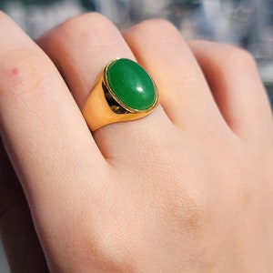 Anyang Royal Jade Ring (with 14K Yellow Gold)