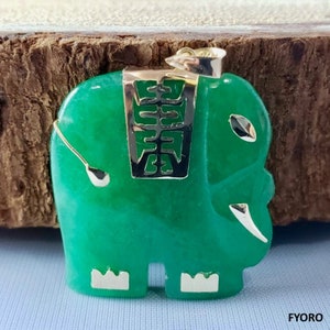 Shanghainese Jade Elephant Pendant with 14K Yellow Gold